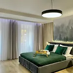 Luna Apartment