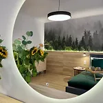 Luna Apartment *