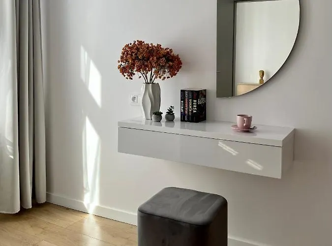 Luna * Jelenia Góra